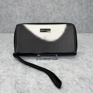 Rareform Madison Wristlet - Zip Around – Recycled Billboard Vinyl